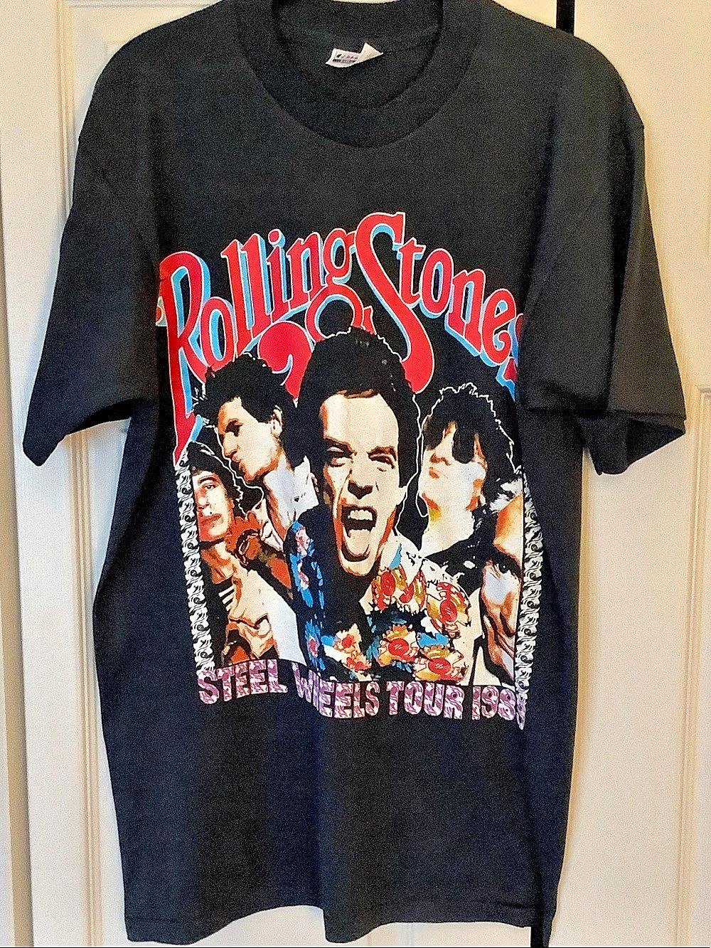 Hanes Rolling Stones Steel Wheels Tour 1989 Graphic Tee Size Large Black